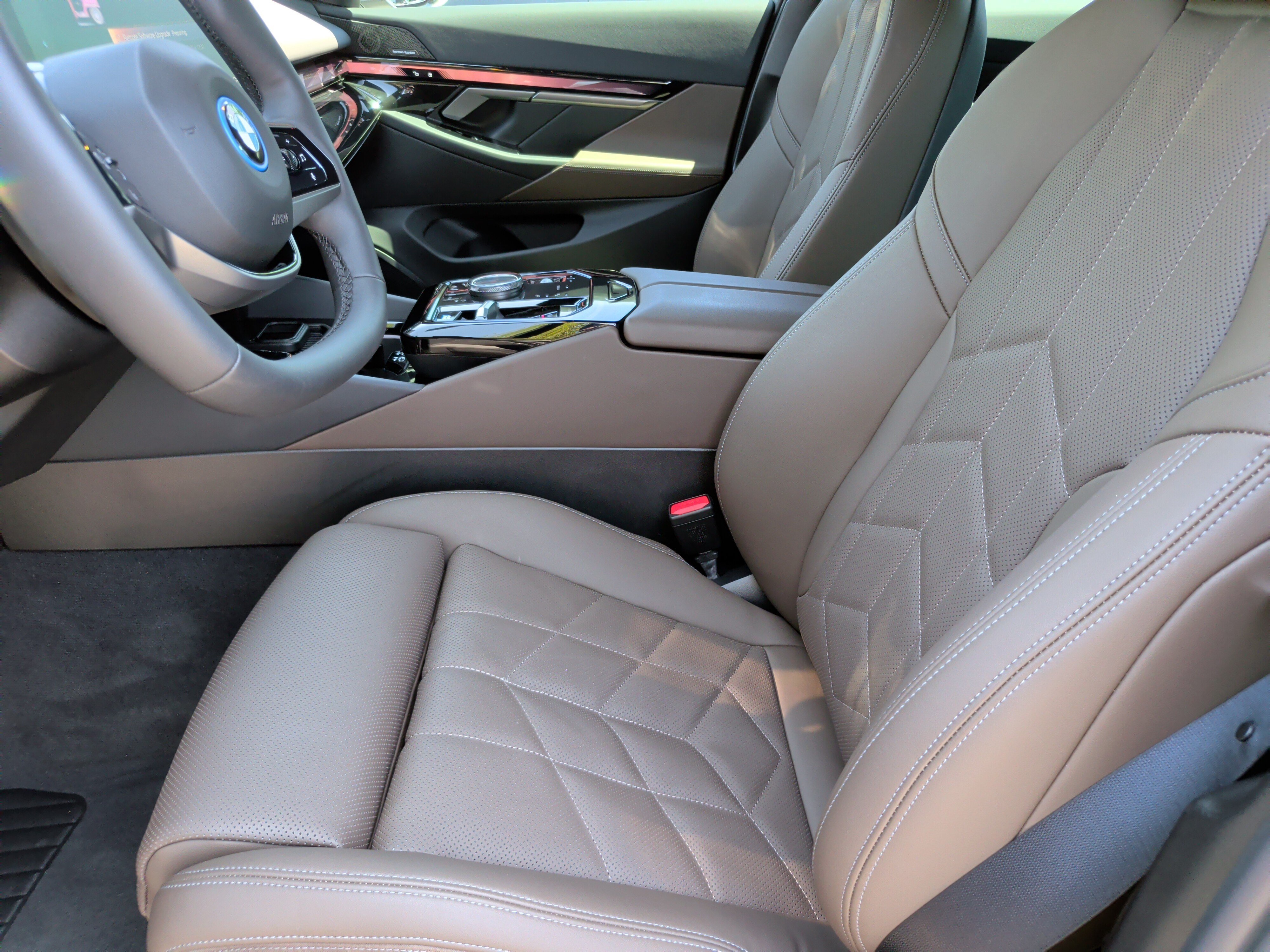 Certified 2026 BMW i5 eDrive40 RWD image 28