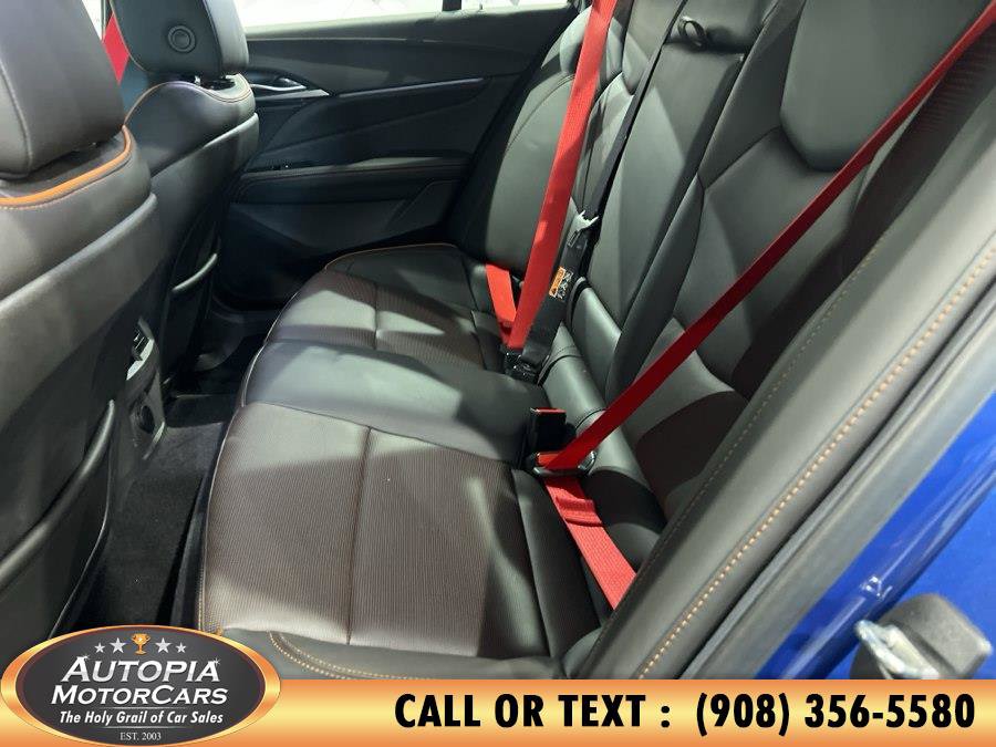 Used 2022 Cadillac CT4 V RWD image 18