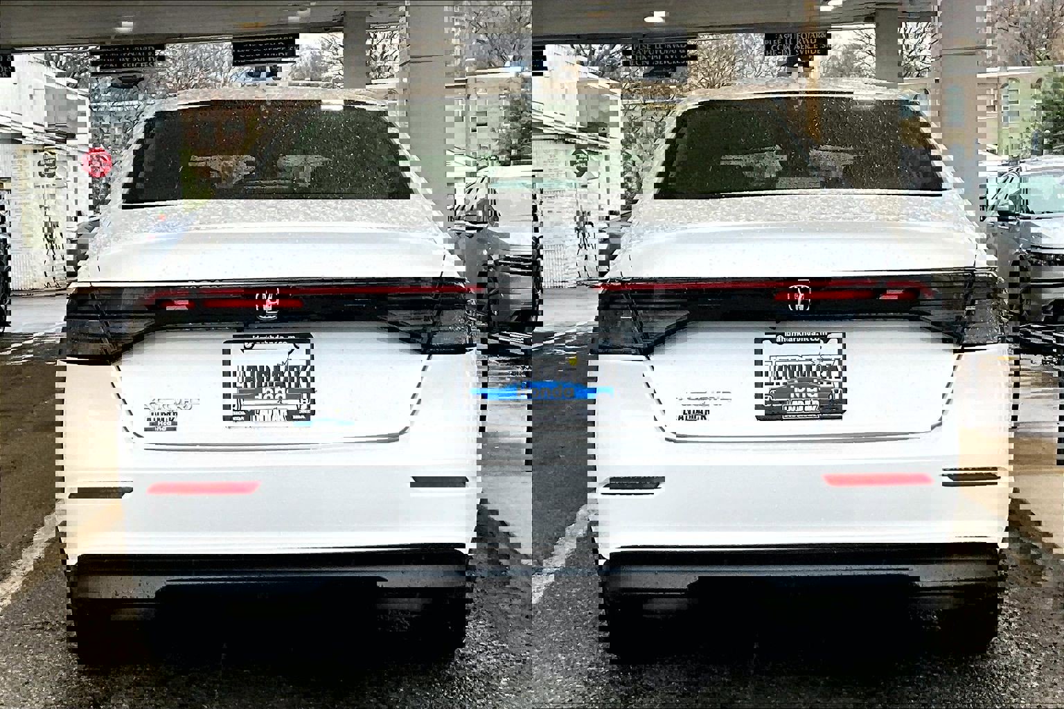 Certified 2023 Honda Accord EX image 4