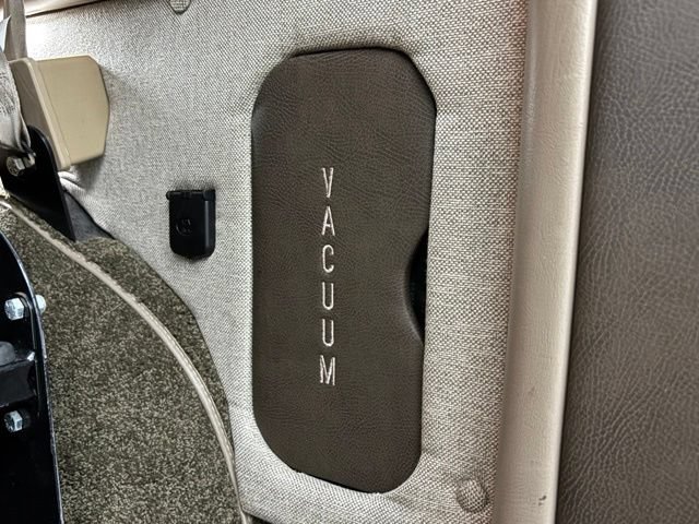 Used 2020 GMC Savana 2500 w/ Enhanced Convenience Package RWD image 12