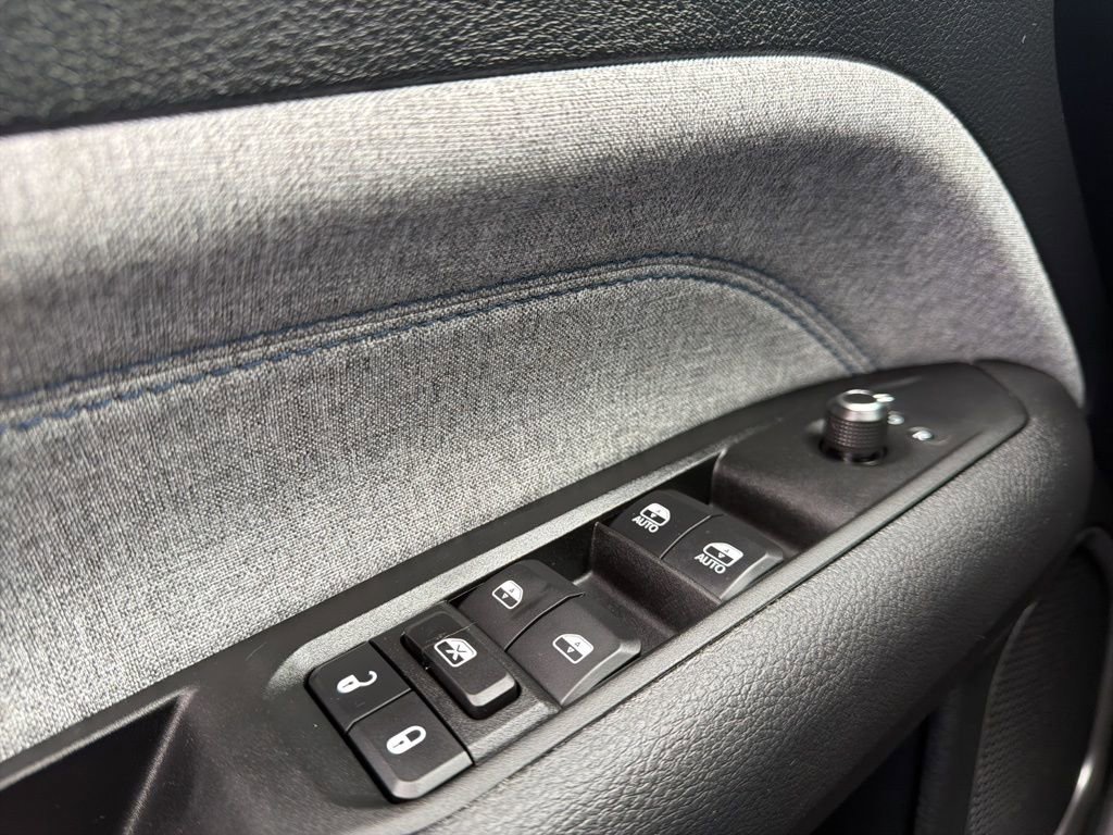 Used 2022 Jeep Compass Latitude image 21