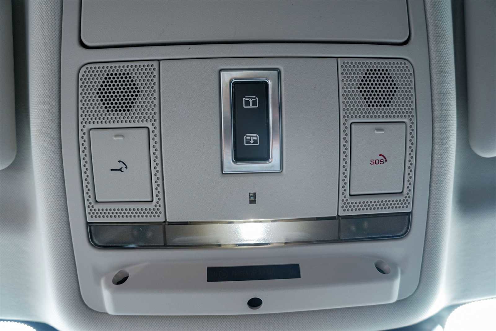 Used 2022 Land Rover Range Rover Evoque S image 27