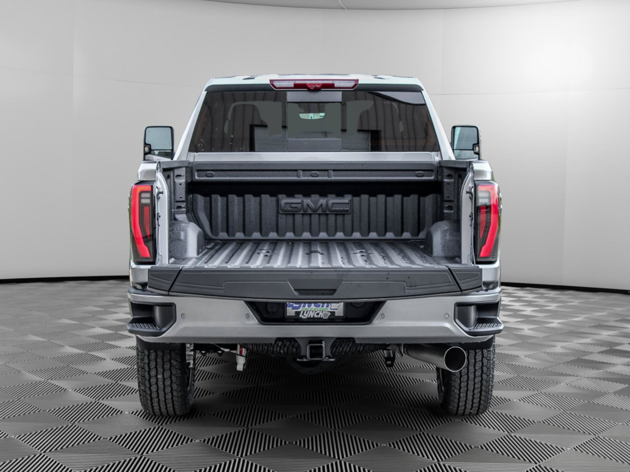 New 2026 GMC Sierra 2500 AT4 w/ AT4 Premium Plus Package AWD/4WD image 7