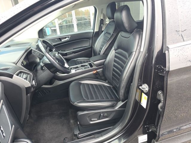 Used 2024 Ford Edge SEL image 9