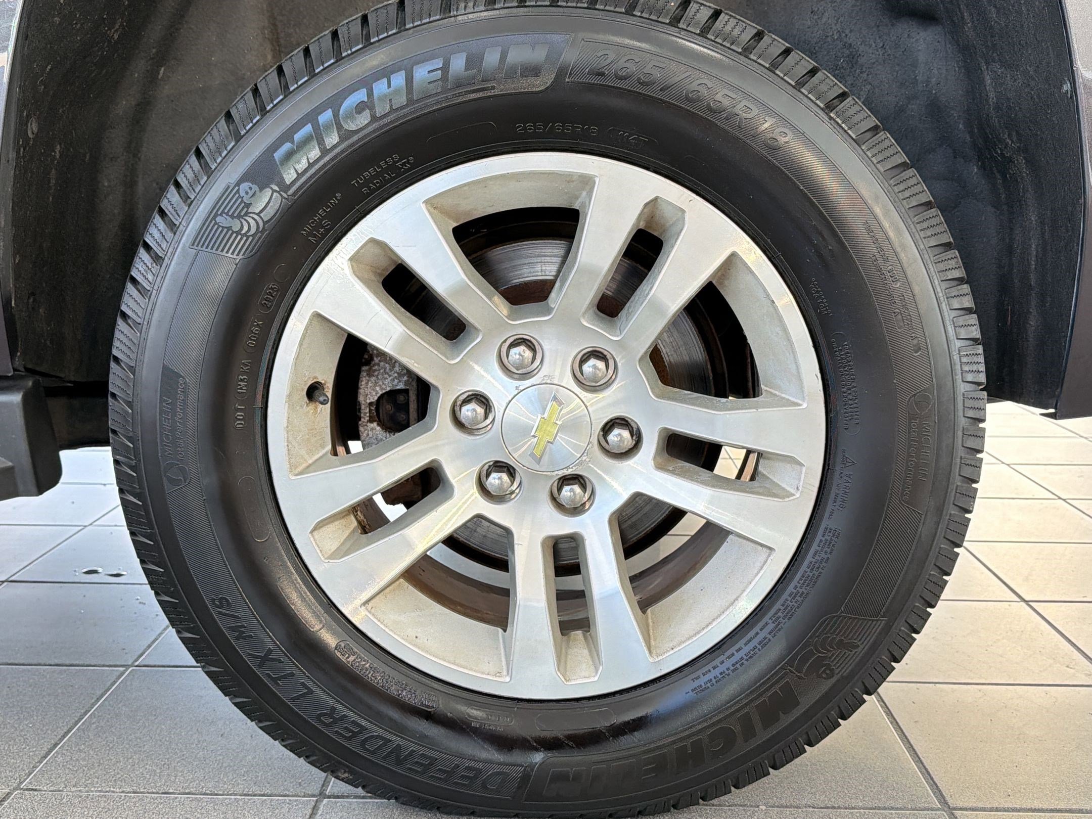 Used 2015 Chevrolet Tahoe LT w/ Luxury Package AWD/4WD image 12