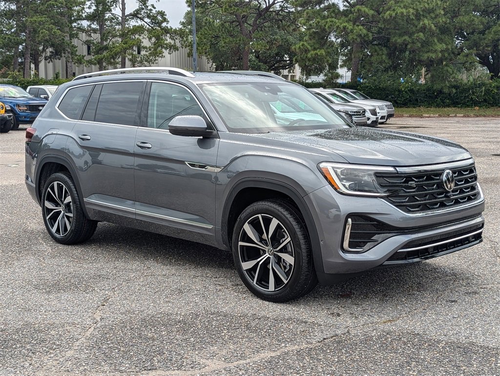 New 2025 Volkswagen Atlas SEL Premium R-Line image 9