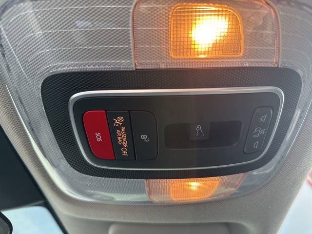 Used 2024 Hyundai Elantra Limited image 24