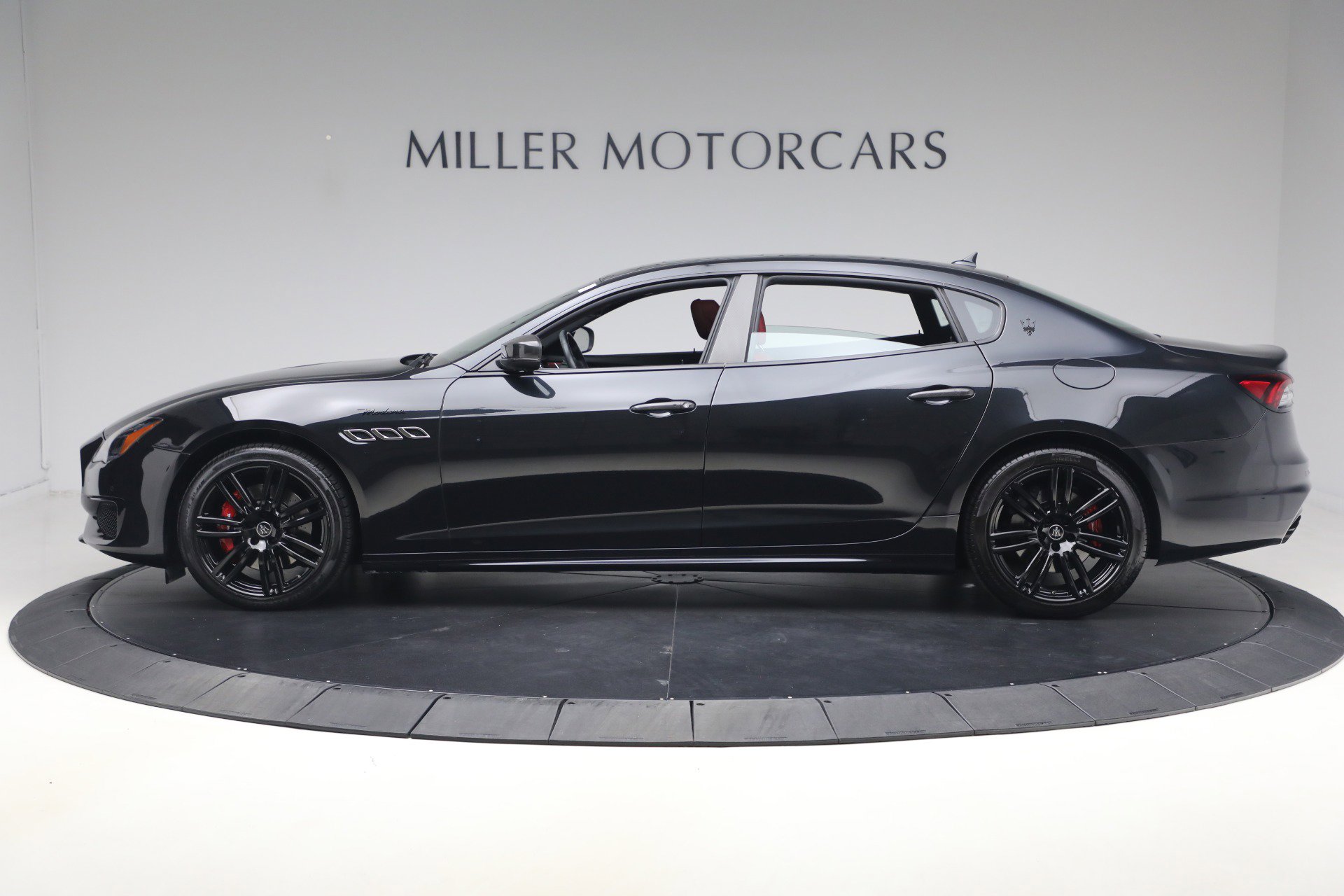 Certified 2022 Maserati Quattroporte Modena Q4 image 3