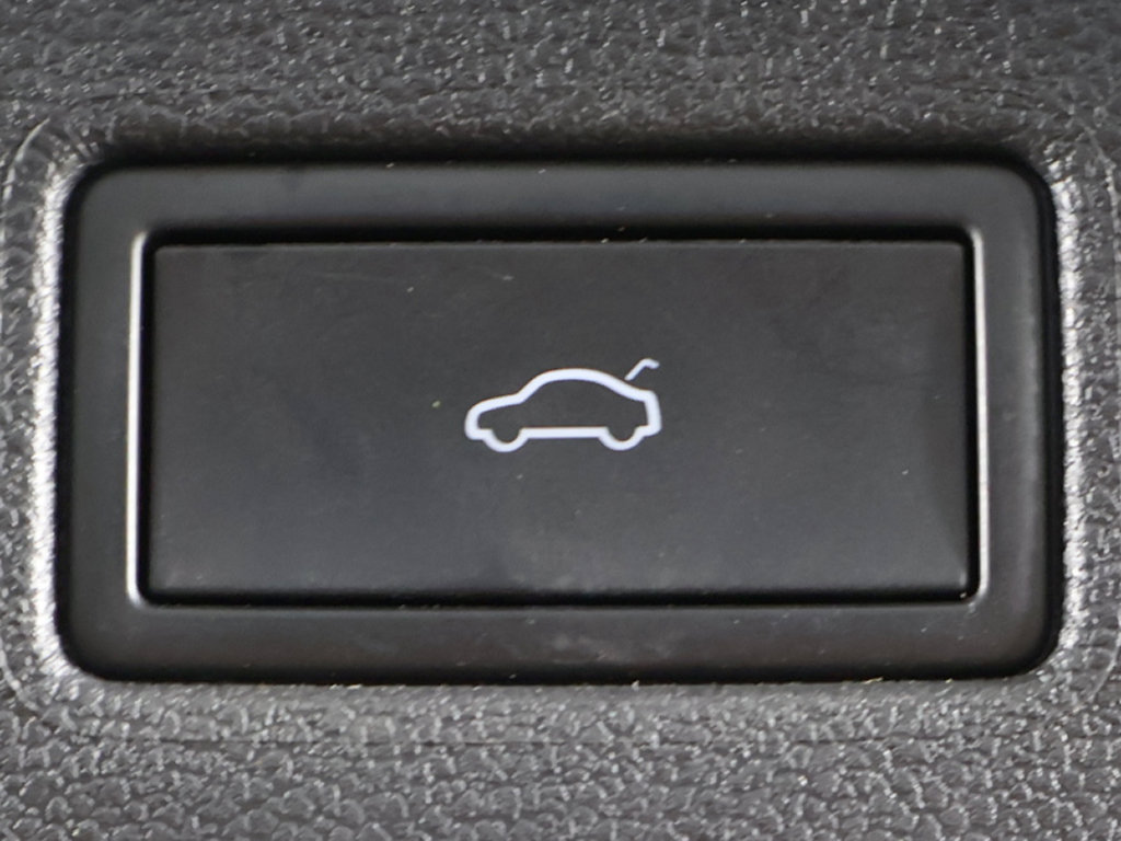 Certified 2024 Volkswagen Tiguan SE AWD/4WD image 51