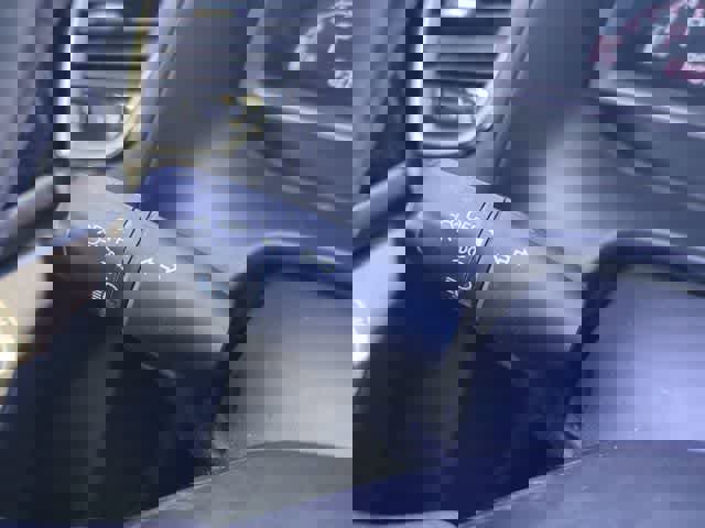 Used 2016 MAZDA MAZDA3 i Sport image 24