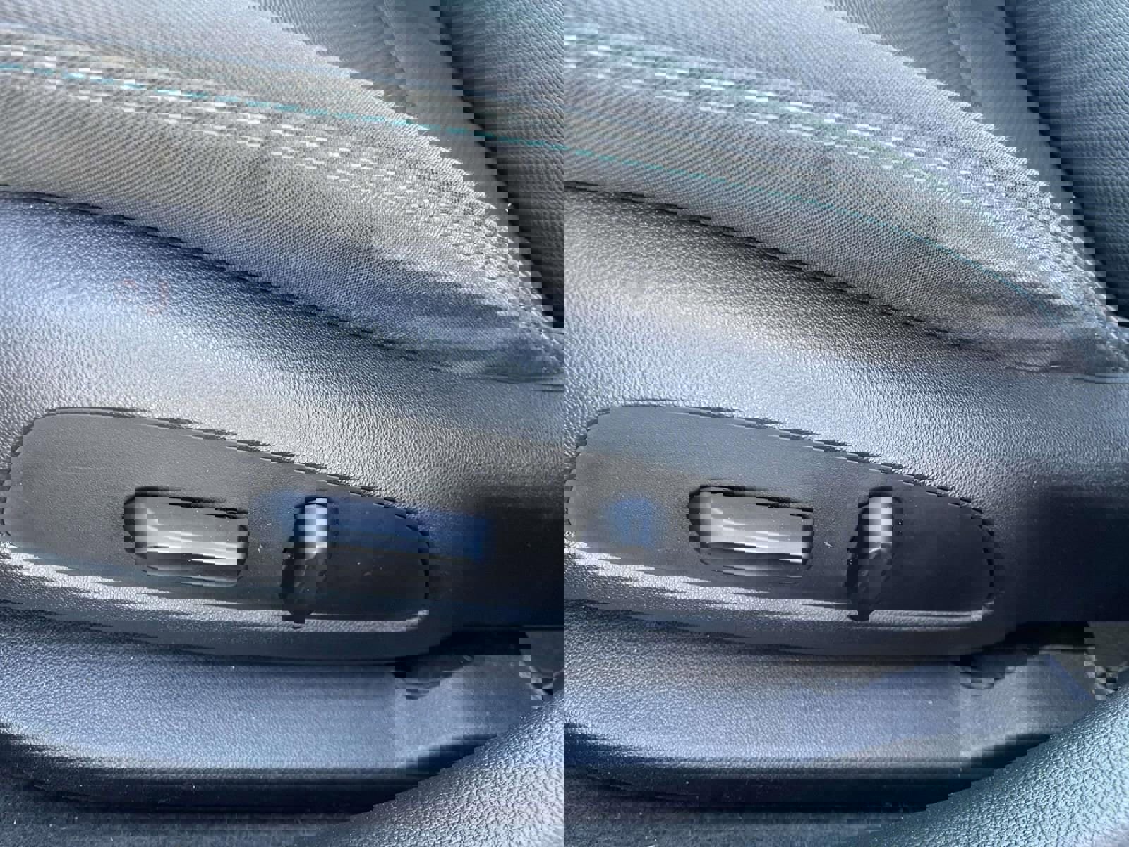 Used 2019 Chevrolet Cruze LT w/ LT True North Edition image 13