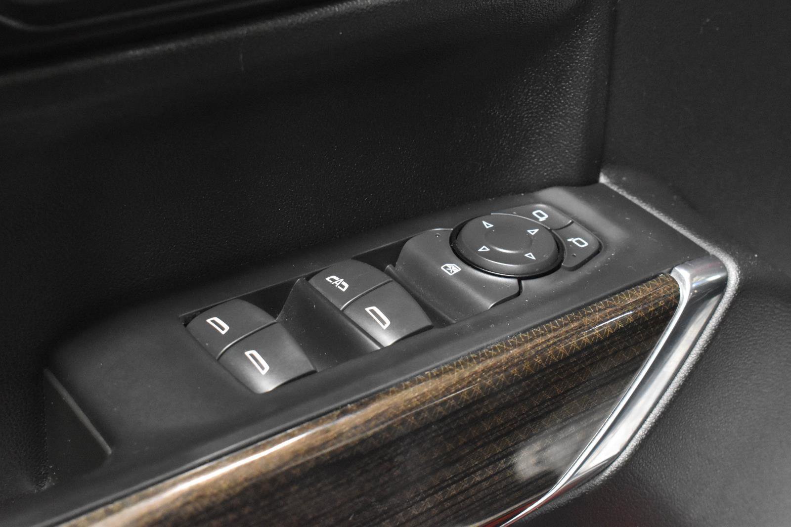 Used 2021 Chevrolet Silverado 1500 LT image 11