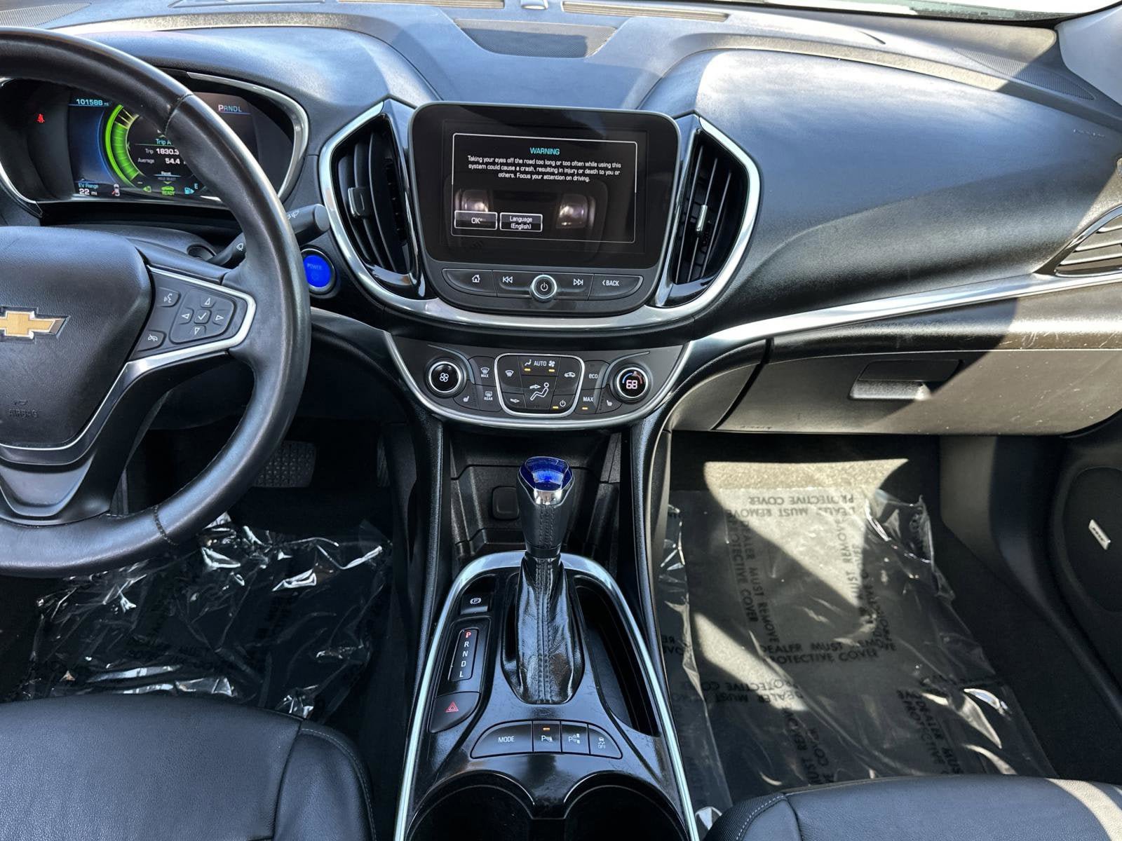 Used 2018 Chevrolet Volt Premier w/ Driver Confidence Package FWD image 13