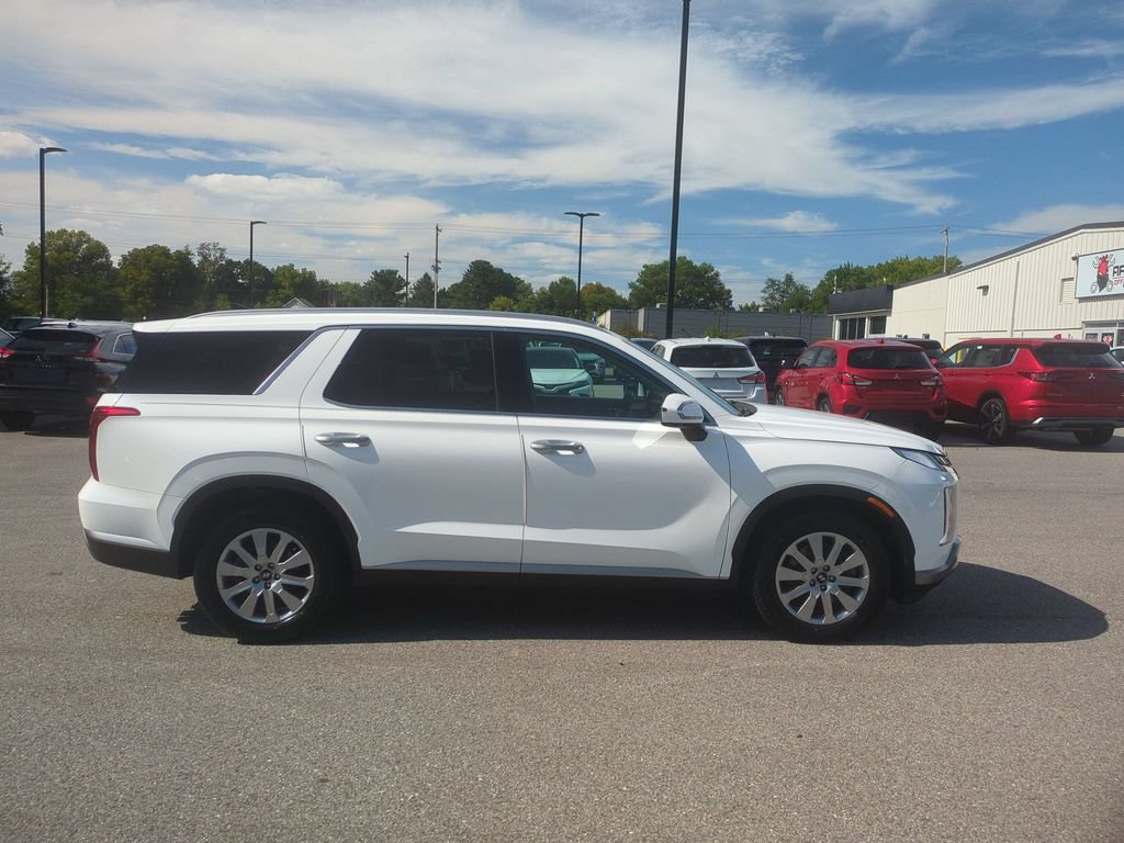 Used 2024 Hyundai Palisade SEL AWD/4WD image 4
