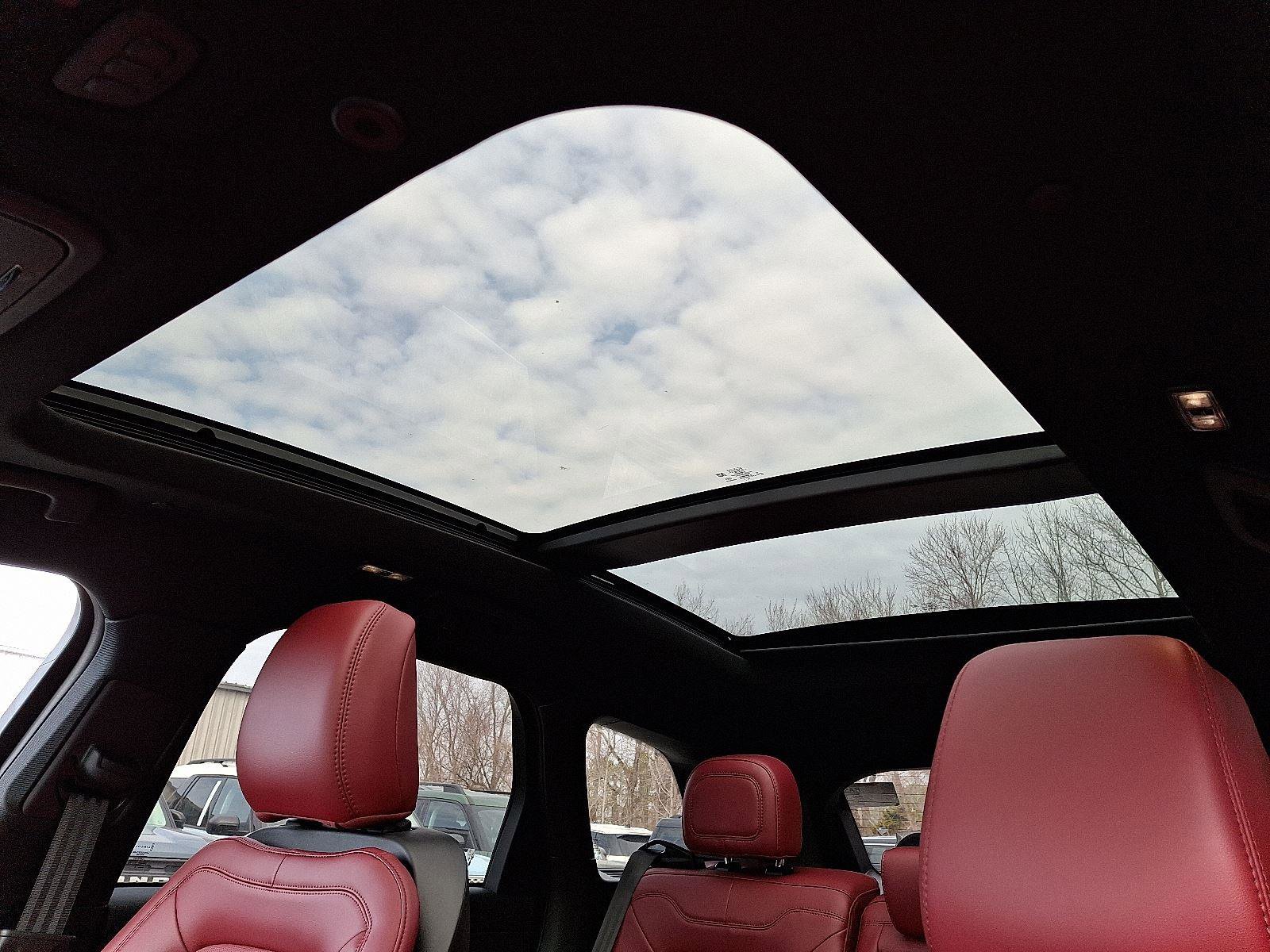 New 2024 Lincoln Corsair Grand Touring w/ Equipment Group 301A image 10