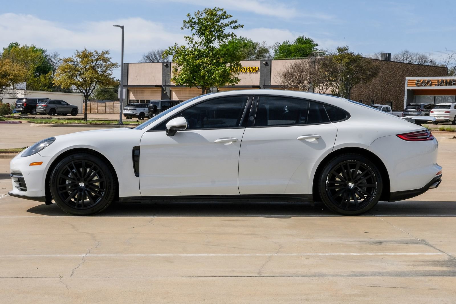 Used 2018 Porsche Panamera 4 AWD/4WD image 11