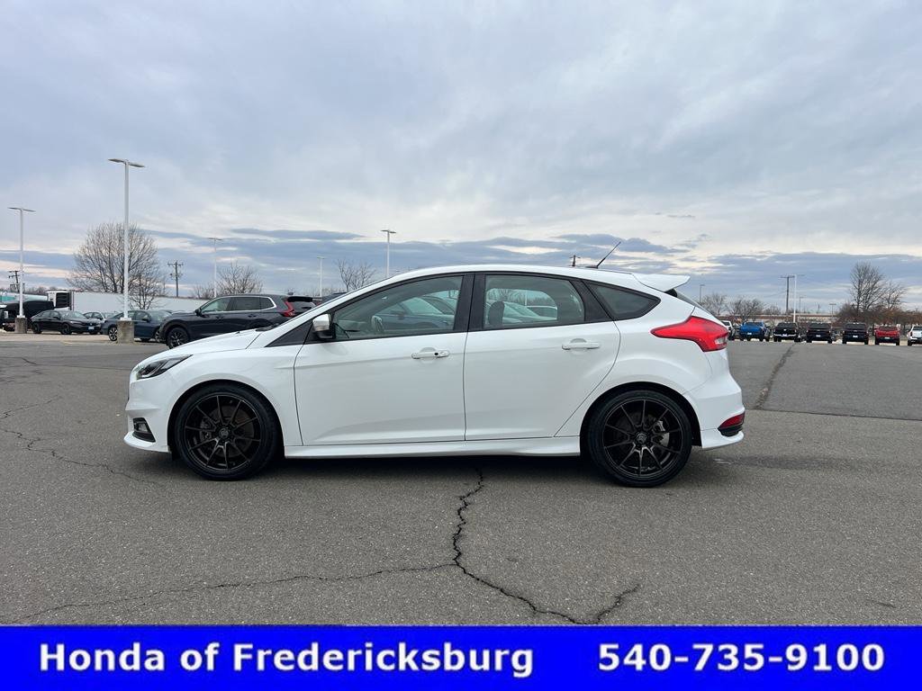 Used 2016 Ford Focus ST image 5