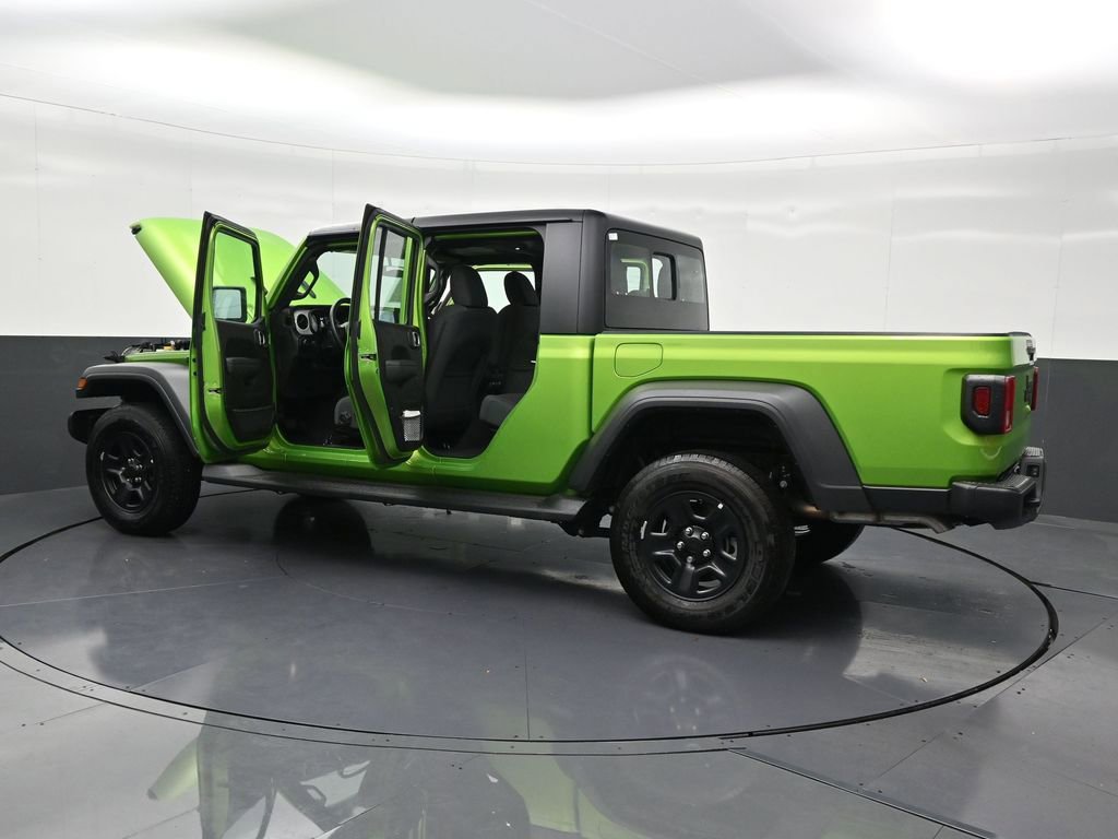 Used 2025 Jeep Gladiator Sport image 34