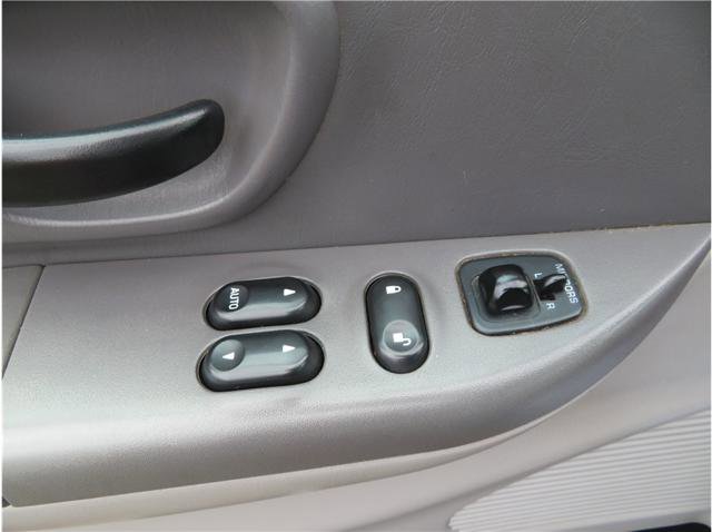 Used 2004 Ford F150 XLT AWD/4WD image 37