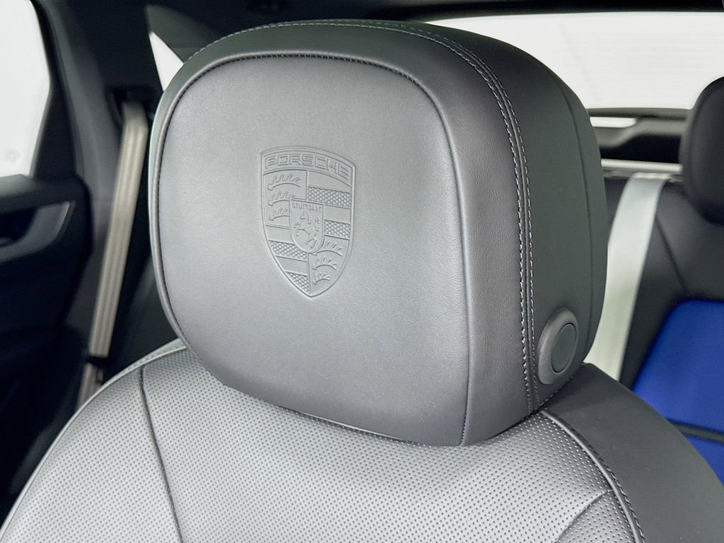 New 2026 Porsche Cayenne S AWD/4WD image 15