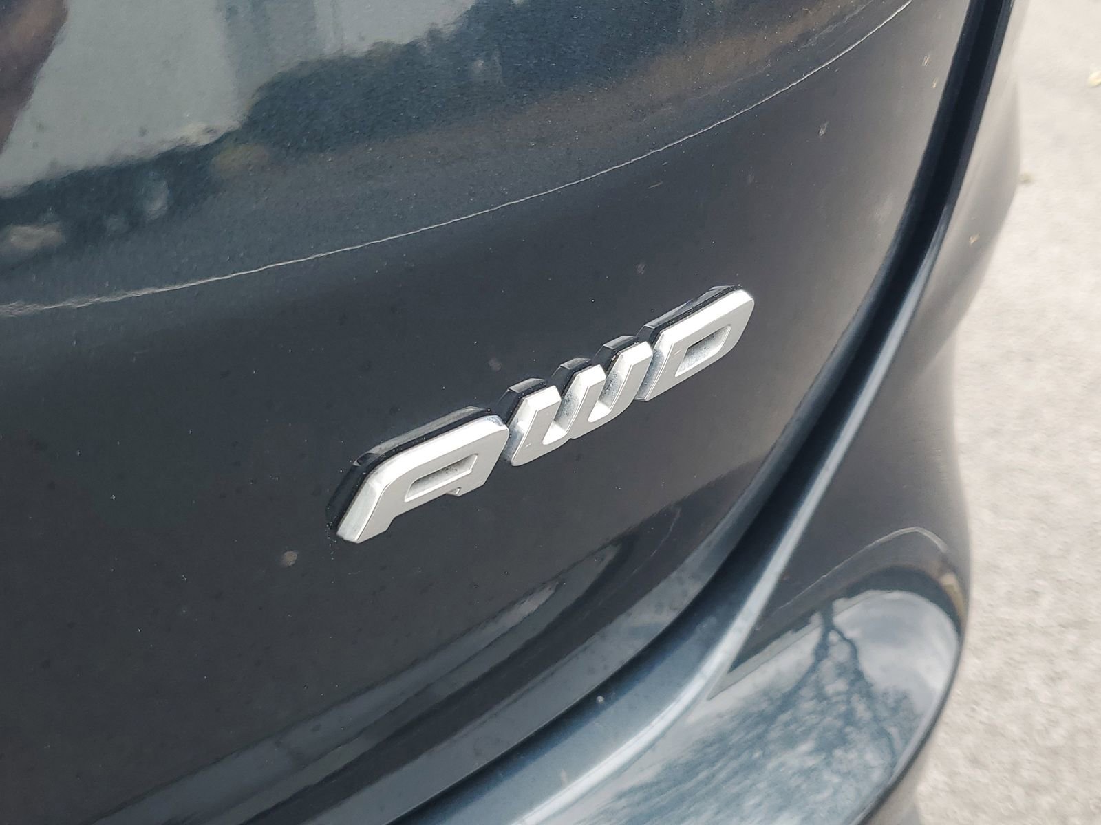 Certified 2024 Ford Edge SE image 6