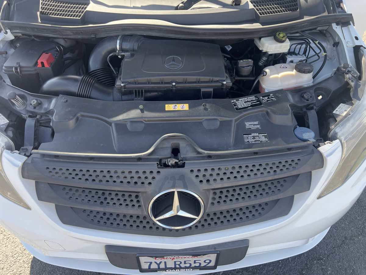 Used 2016 Mercedes-Benz Metris Passenger image 17