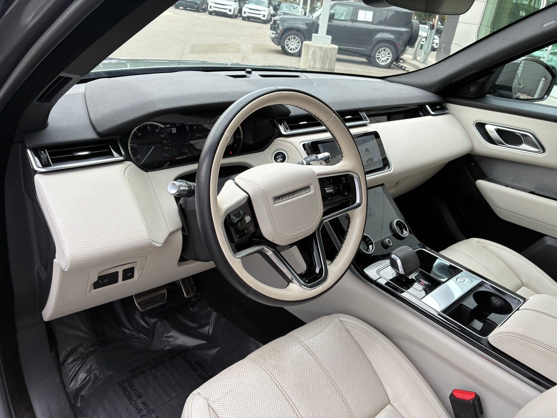 Used 2022 Land Rover Range Rover Velar R-Dynamic S AWD/4WD image 14