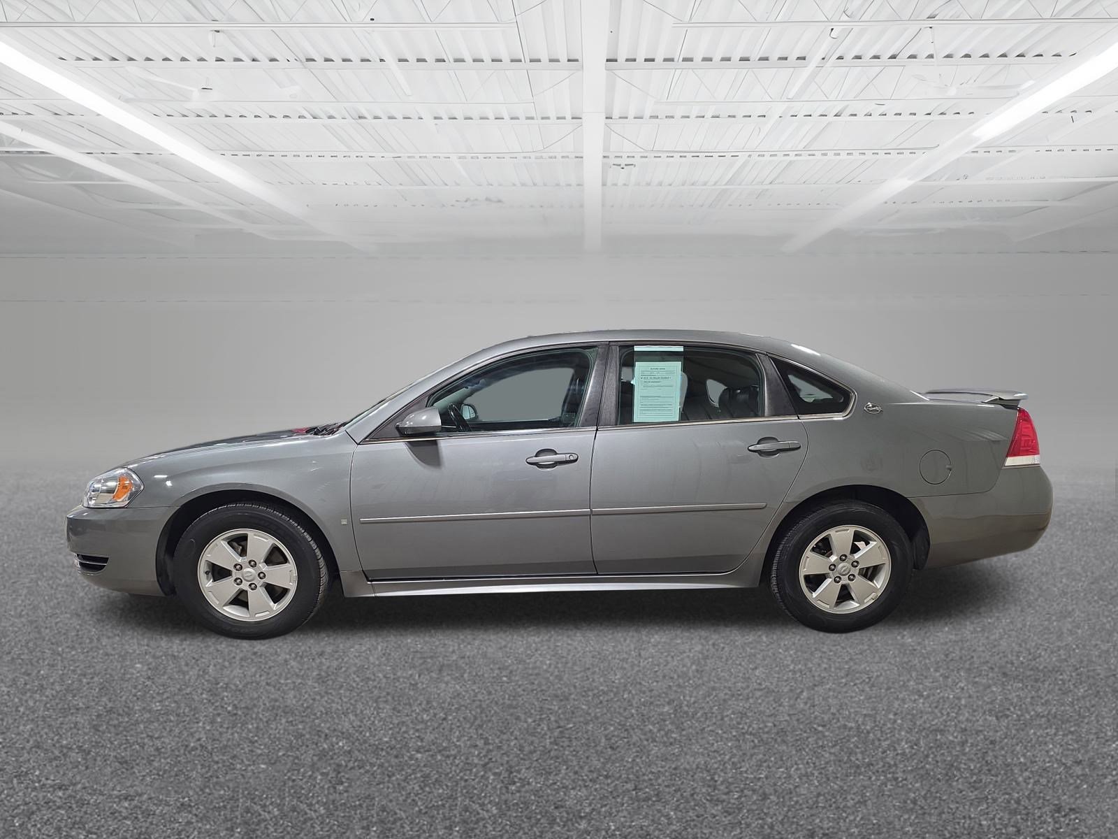 Used 2009 Chevrolet Impala LT w/ Luxury Edition Package image 1
