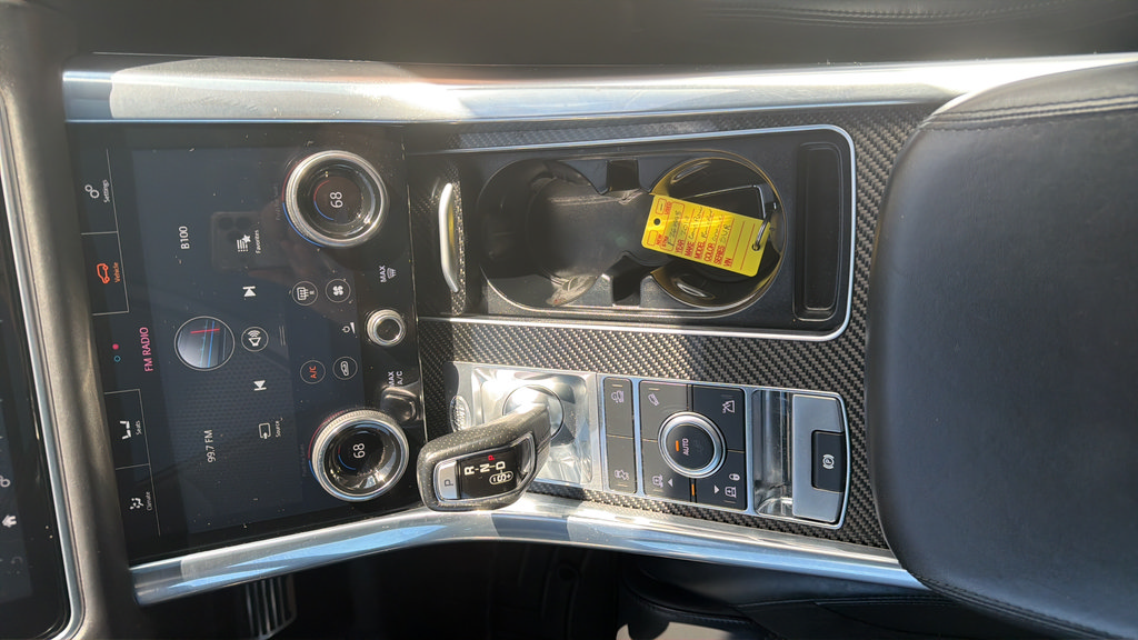 Used 2019 Land Rover Range Rover Sport SVR AWD/4WD image 18