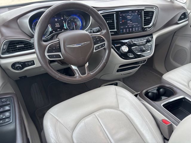 Used 2018 Chrysler Pacifica Touring-L Plus w/ Advanced Safetytec Group image 30