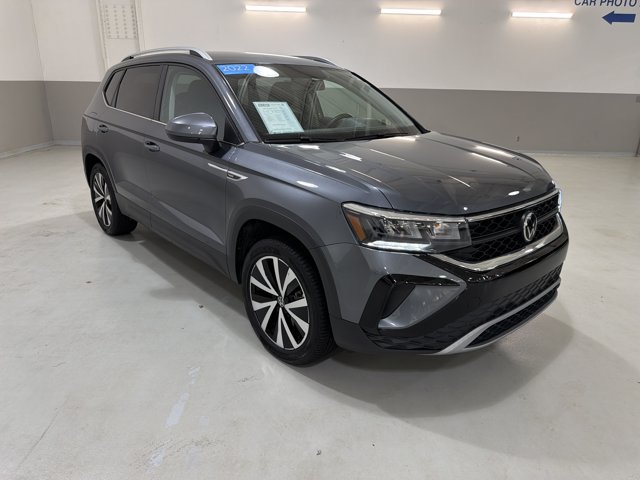 Certified 2022 Volkswagen Taos SE AWD/4WD image 4