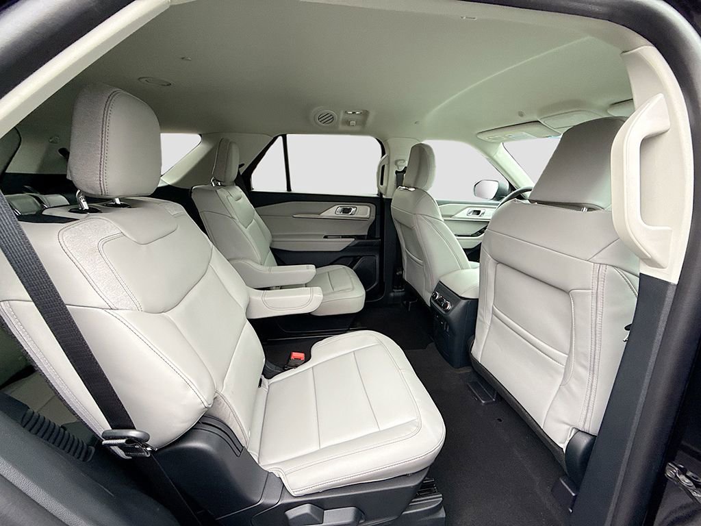 New 2026 Ford Explorer Active w/ Active Comfort Package AWD/4WD image 23