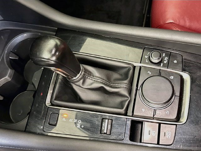 Used 2021 MAZDA MAZDA3 s FWD image 19