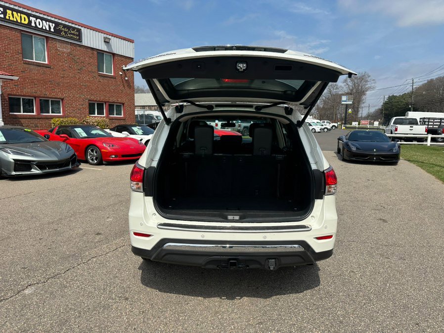 Used 2016 Nissan Pathfinder Platinum image 29