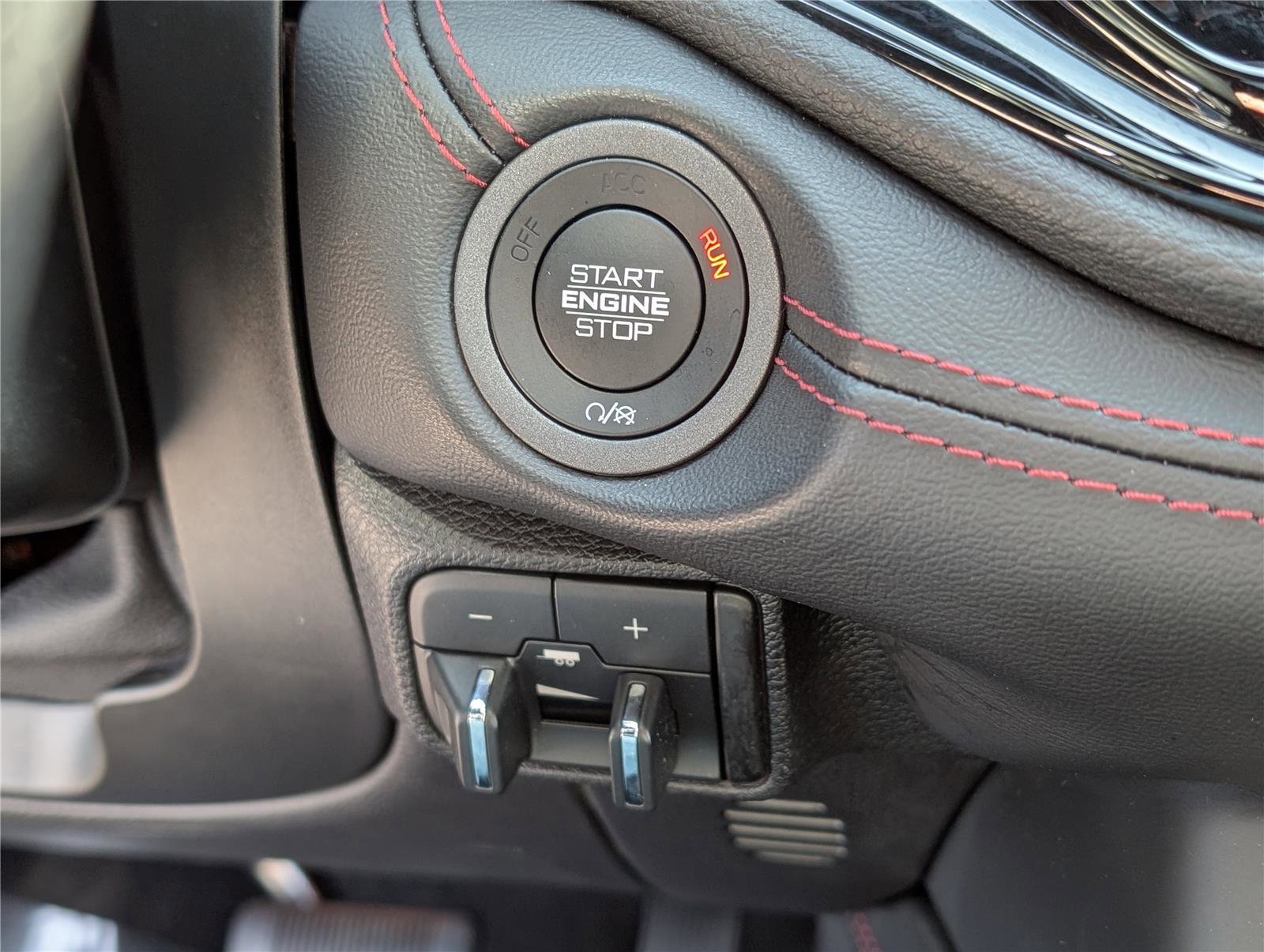 Used 2022 Dodge Durango R/T w/ Blacktop Package image 26