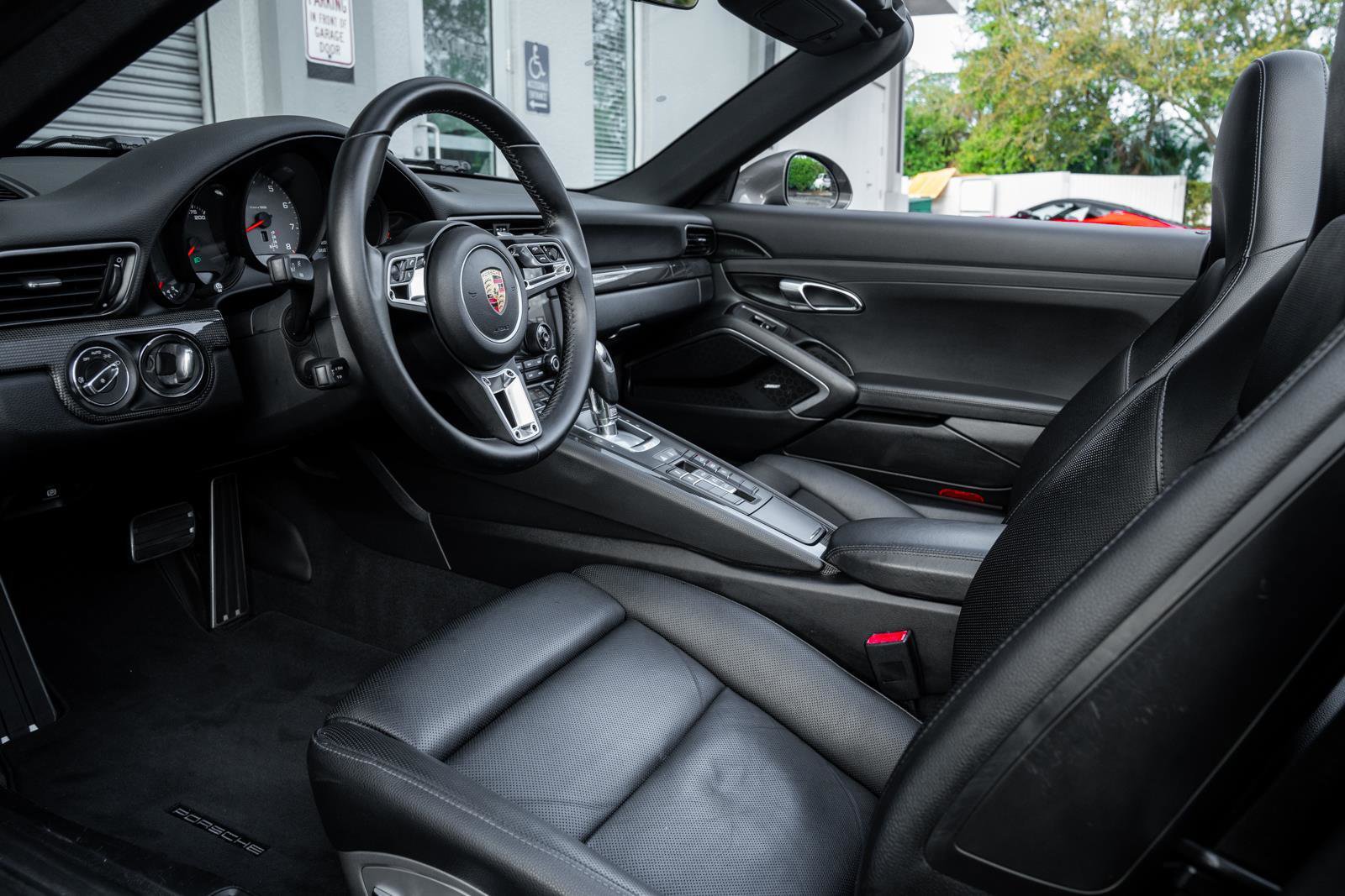 Used 2018 Porsche 911 Carrera 4S image 12