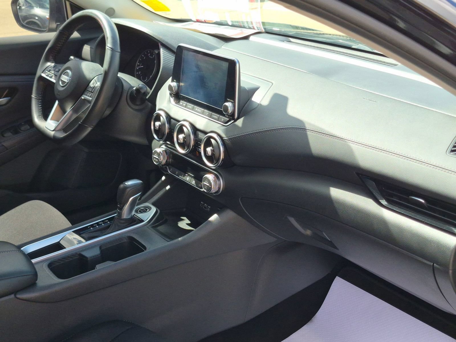 Certified 2021 Nissan Sentra SV FWD image 36