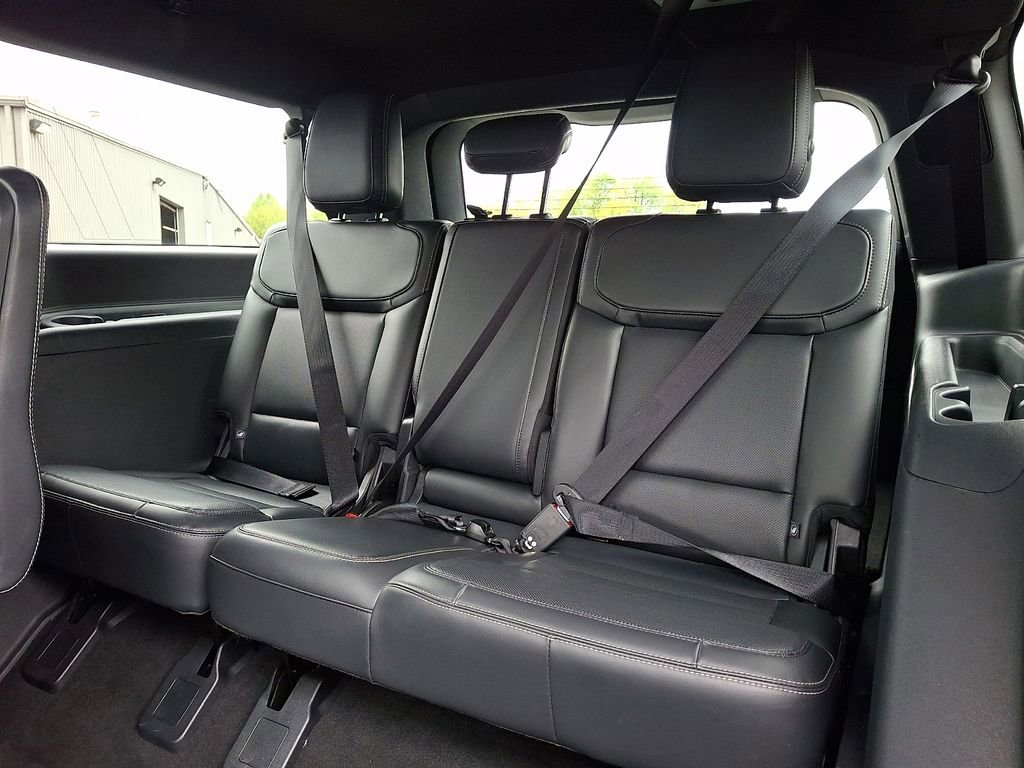 Used 2025 Ford Expedition Max Platinum w/ Stealth Appearance Package AWD/4WD image 11