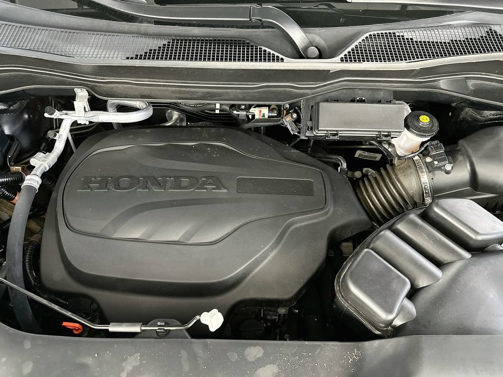 Used 2022 Honda Pilot Sport image 32