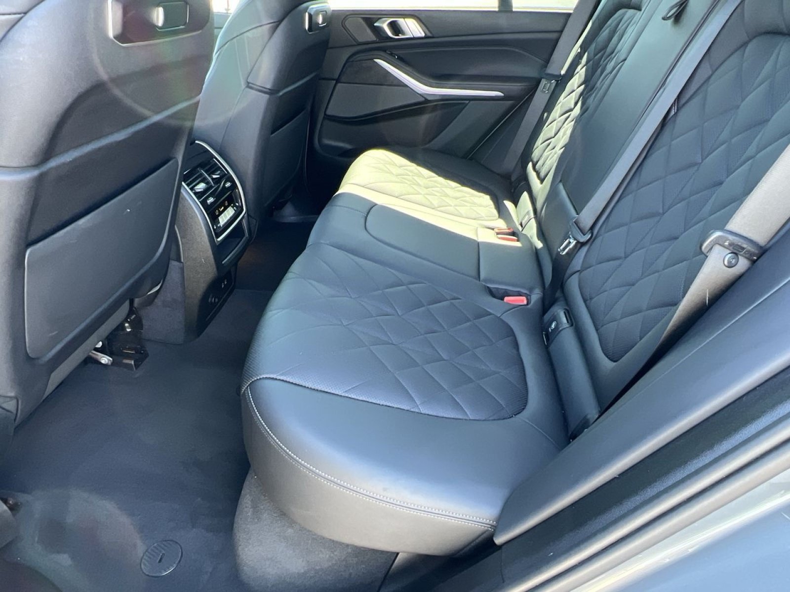 Used 2024 BMW X5 xDrive40i w/ Premium Package AWD/4WD image 26