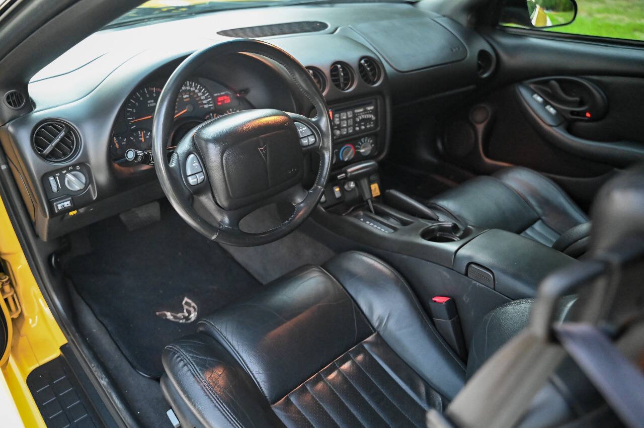 Used 2002 Pontiac Firebird Trans Am RWD image 79
