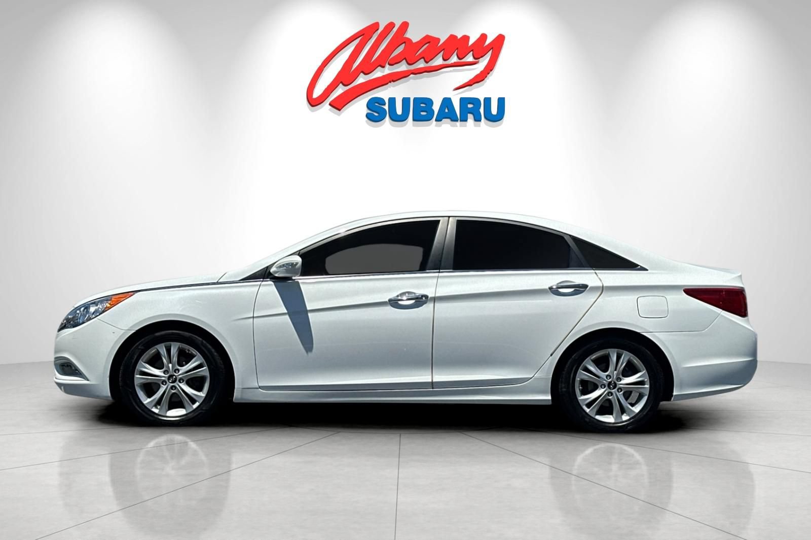 Used 2013 Hyundai Sonata Limited w/ Premium Pkg FWD image 8