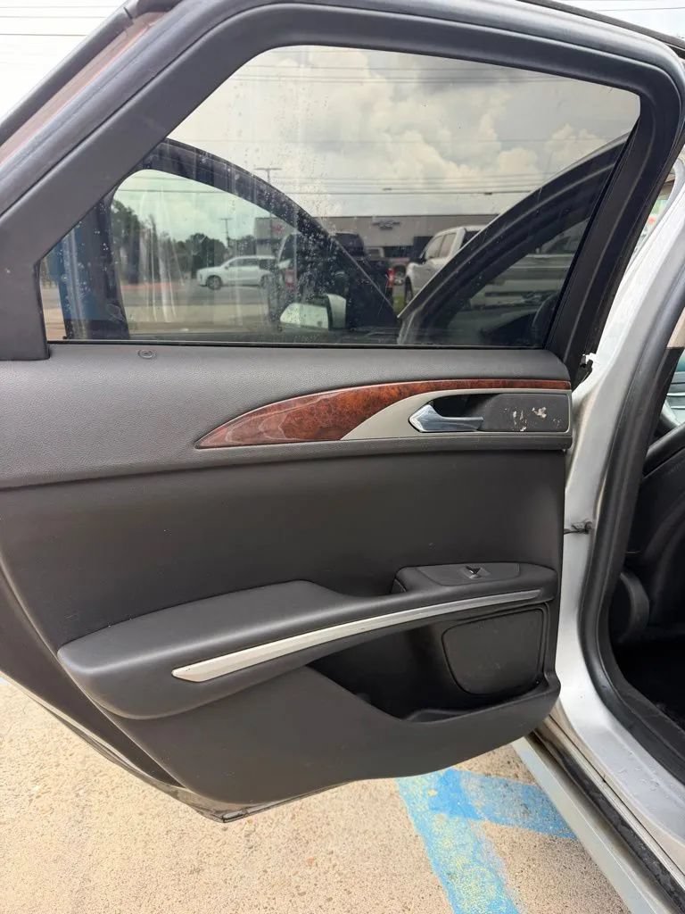 Used 2014 Lincoln MKZ AWD w/ Equipment Group 102A Reserve image 8