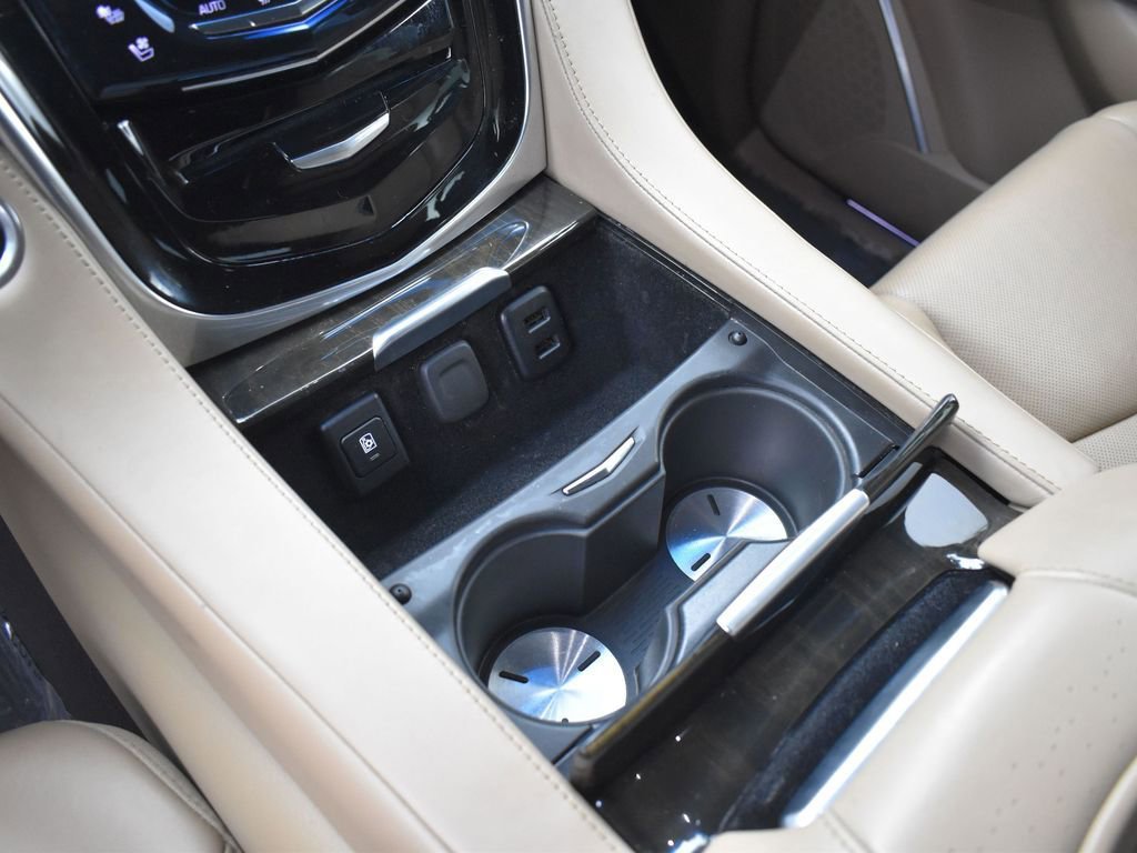 Used 2019 Cadillac Escalade Platinum image 19