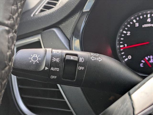 Used 2021 Kia Seltos SX w/ SX Sunroof Package image 11