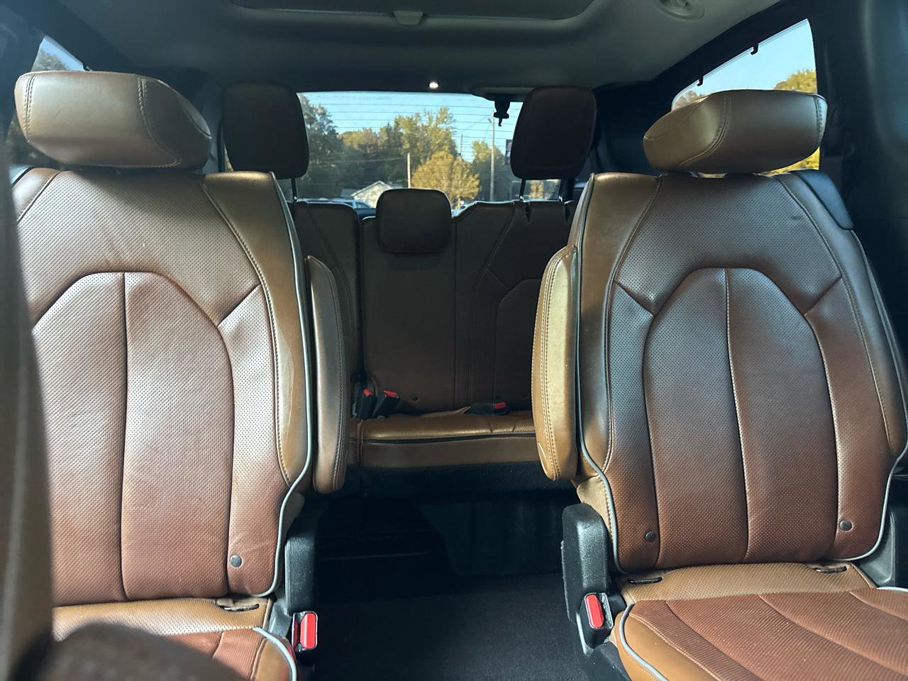 Used 2017 Chrysler Pacifica Limited FWD image 16