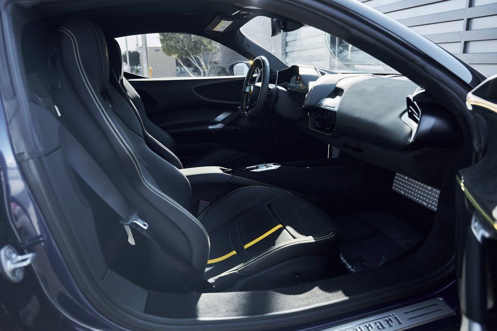 Used 2023 Ferrari SF90 Stradale image 28