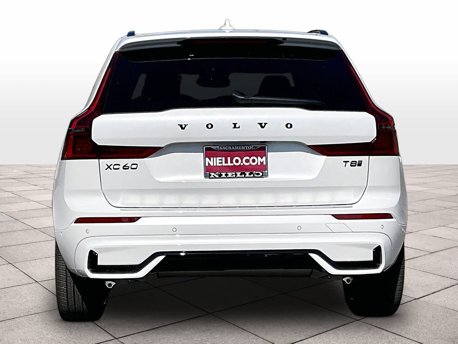 New 2026 Volvo XC60 T8 Ultra w/ Climate Package PRO AWD/4WD image 6