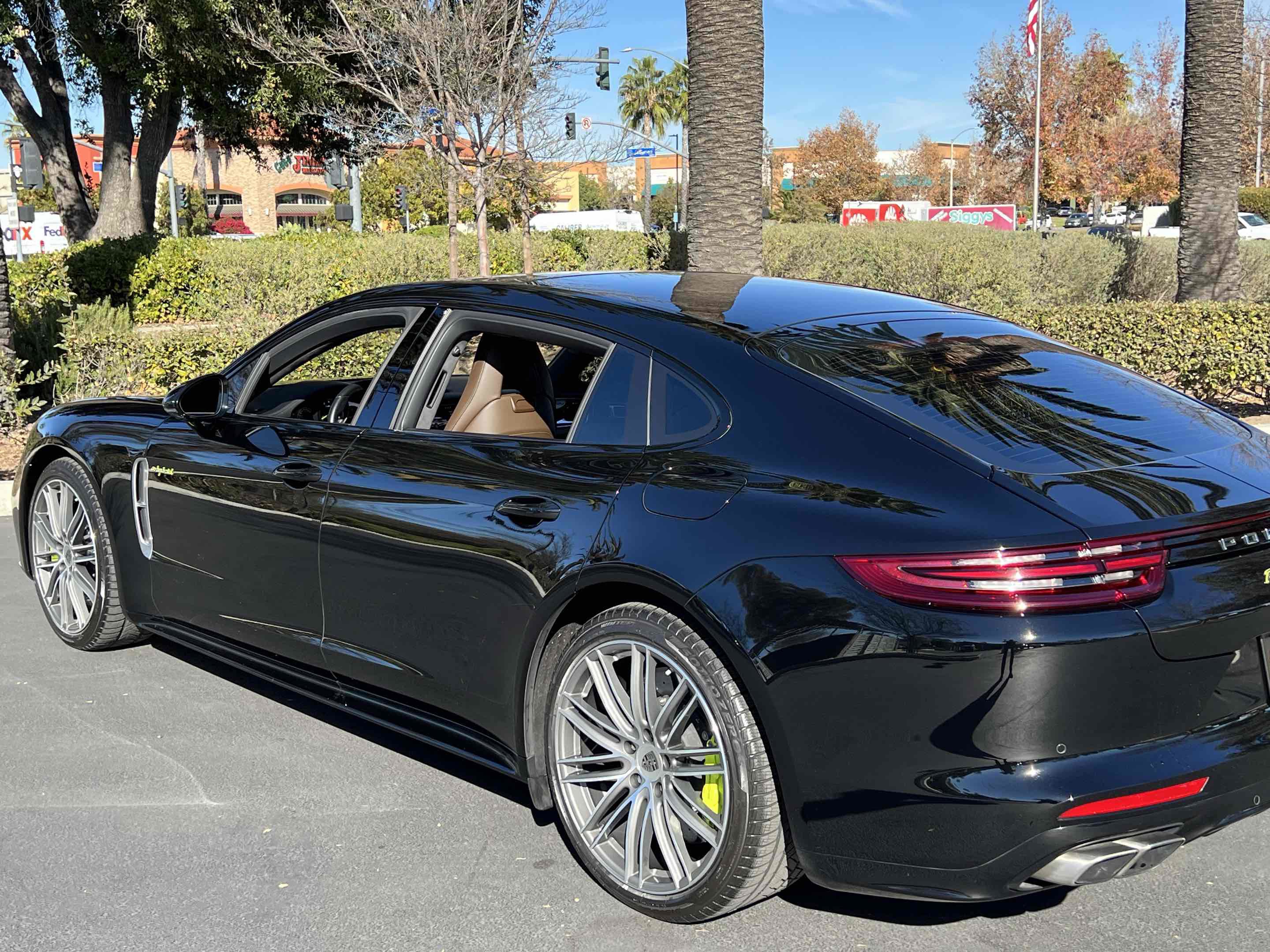 Used 2019 Porsche Panamera Turbo S Executive image 58