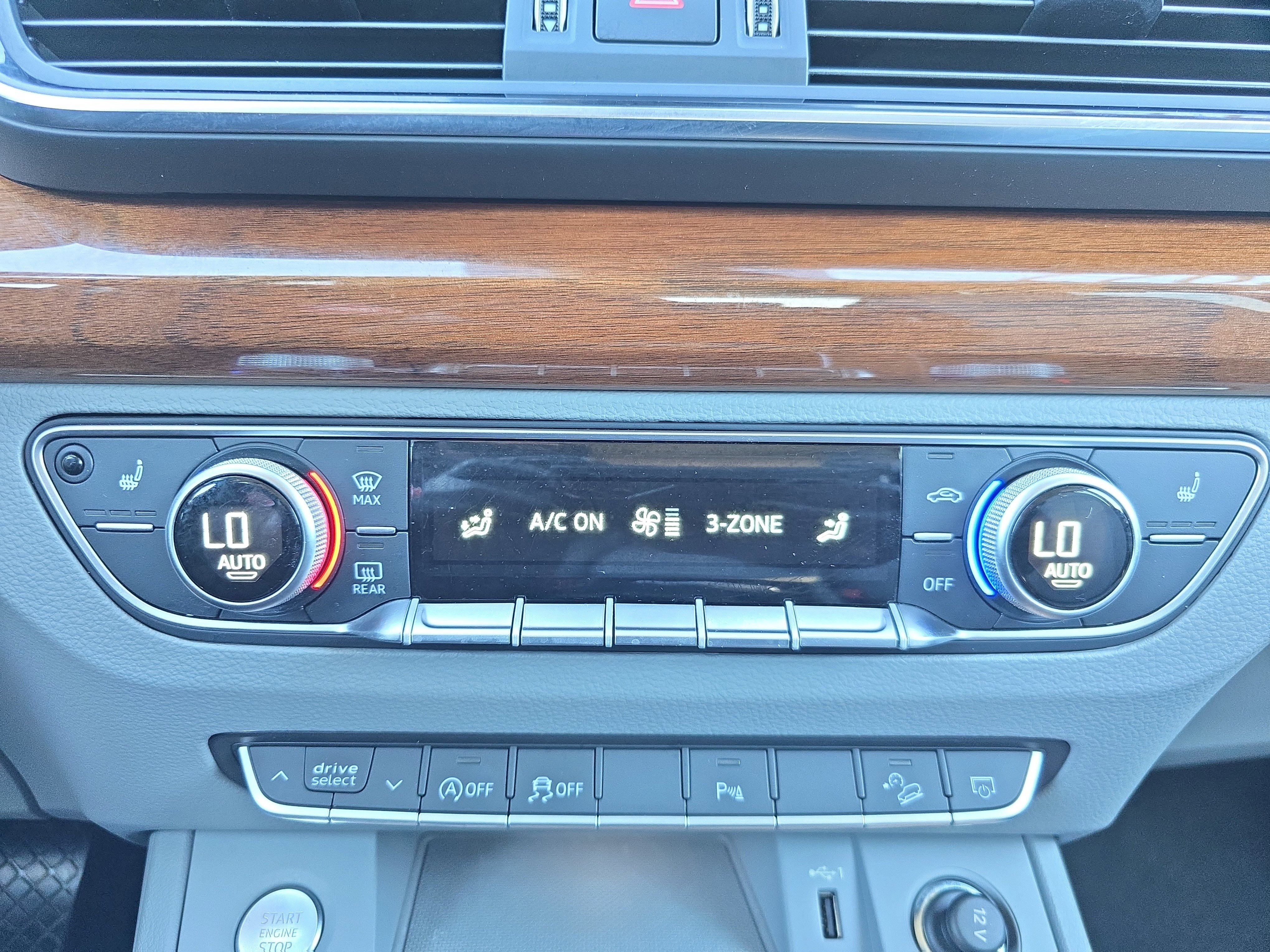 Used 2022 Audi Q5 2.0T Premium w/ Convenience Package image 19